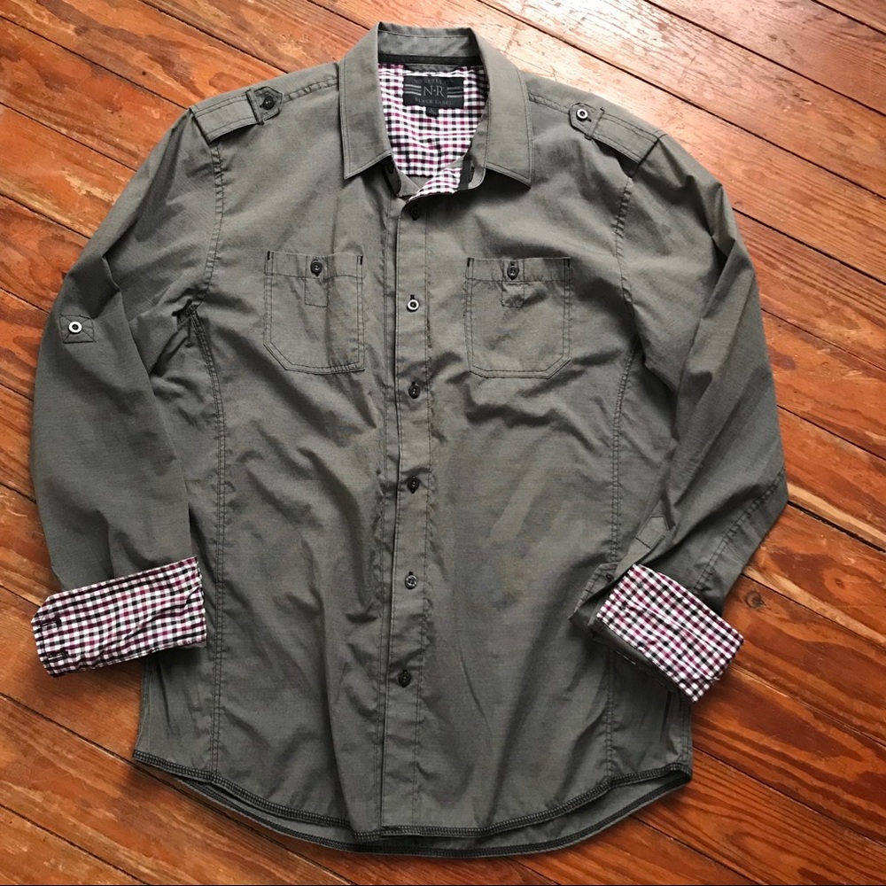 Dark Charcoal Button Down Shirt•L•17-17 1/2•015